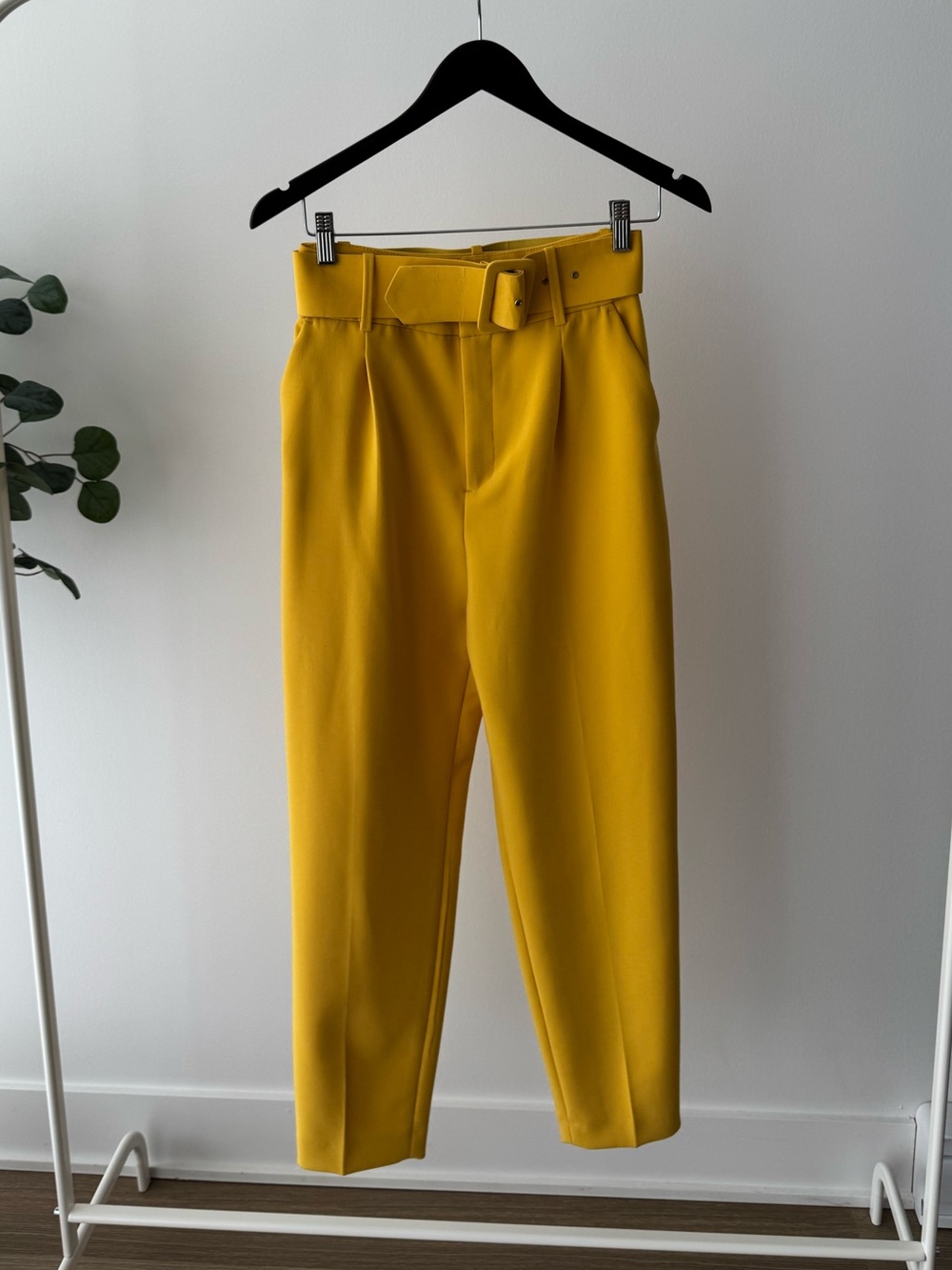 Zara Mustard Yellow High-Waist Belted Tapered Pants